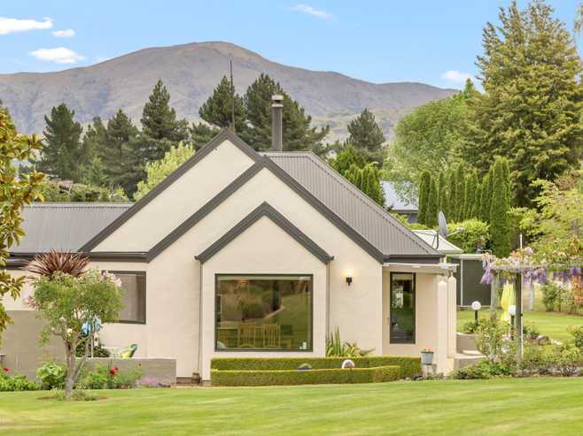 5 Bell Avenue, Cromwell