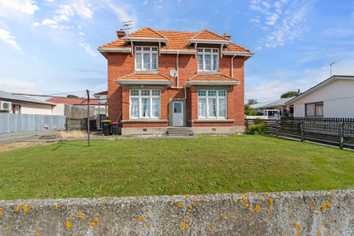 2/81 Earn Street, Invercargill