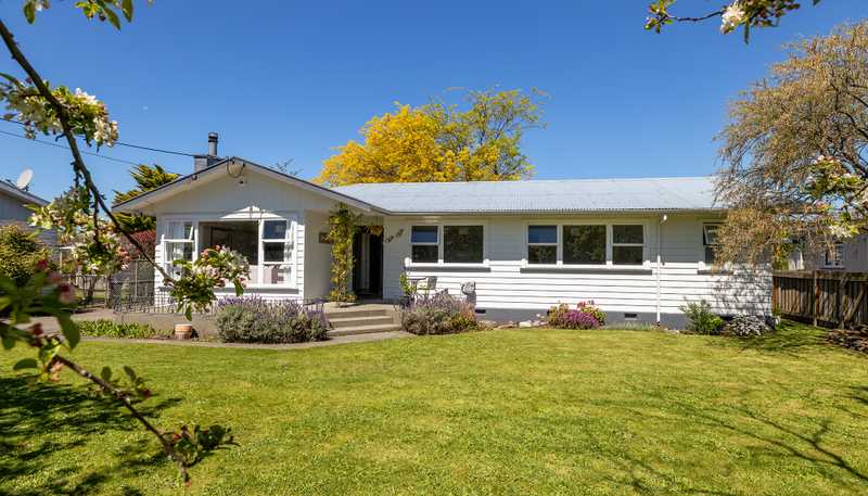 5 Harley Street, Masterton