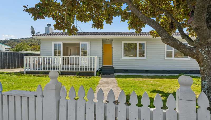 52 Longfellow Street, Trentham