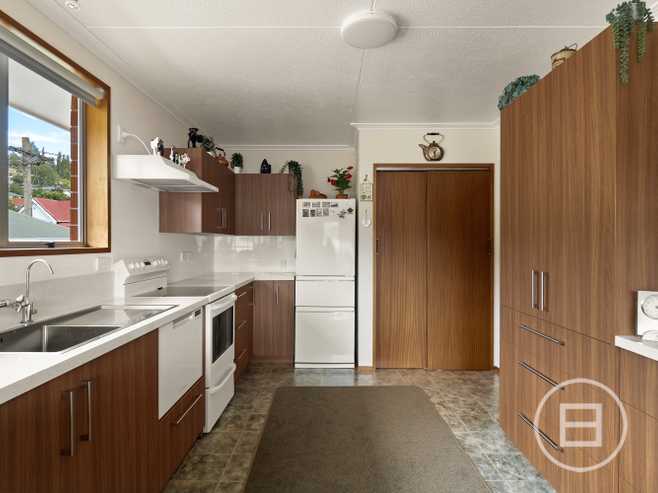 9 Baldwin Street, NORTH EAST VALLEY