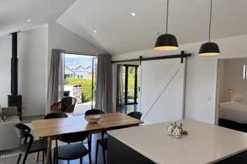 8 Matakanui Lane, Wanaka