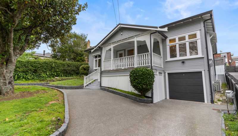 76 Empire Road, Epsom