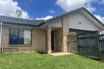 2  Burtons Drive, Swanson