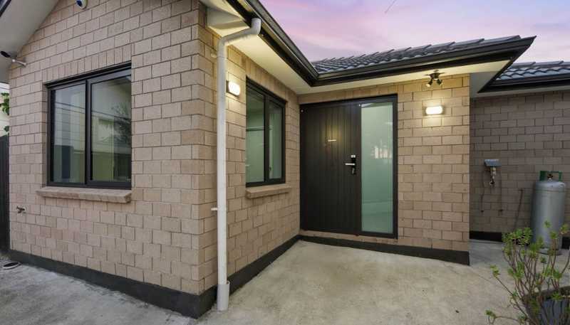 66A Sunlands Drive, Manurewa