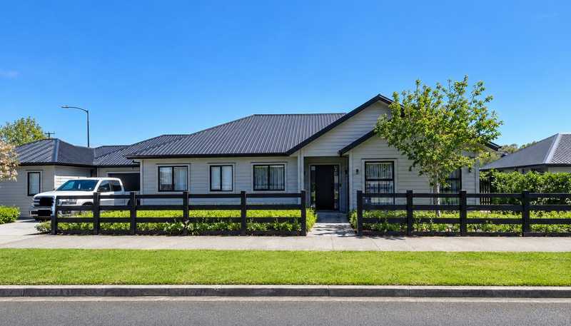 2 Tuawa Lane, Clevedon
