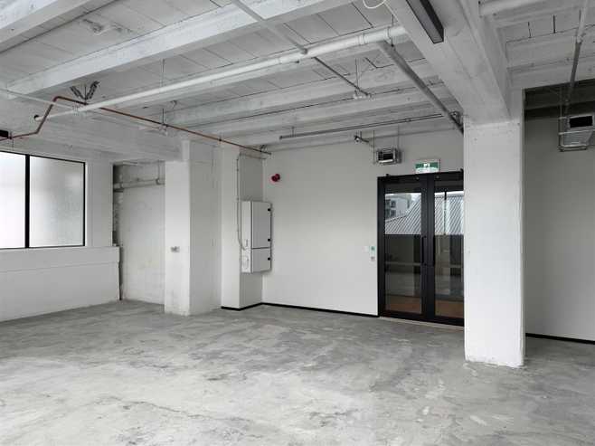 Flexible 70sqm Tenancy