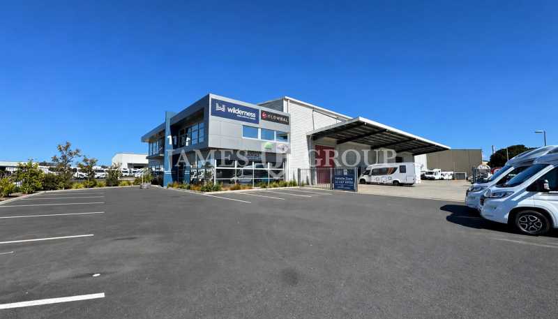 11 Pavilion Drive, Mangere