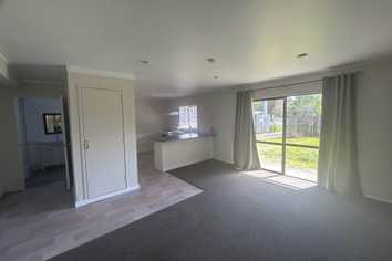 3/220 Riverhead Road, Kumeu