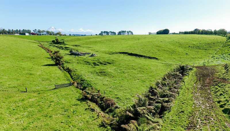 319 Waiau Road, Onaero