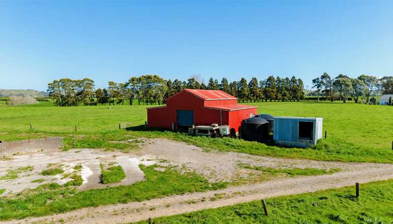 319 Waiau Road, Onaero