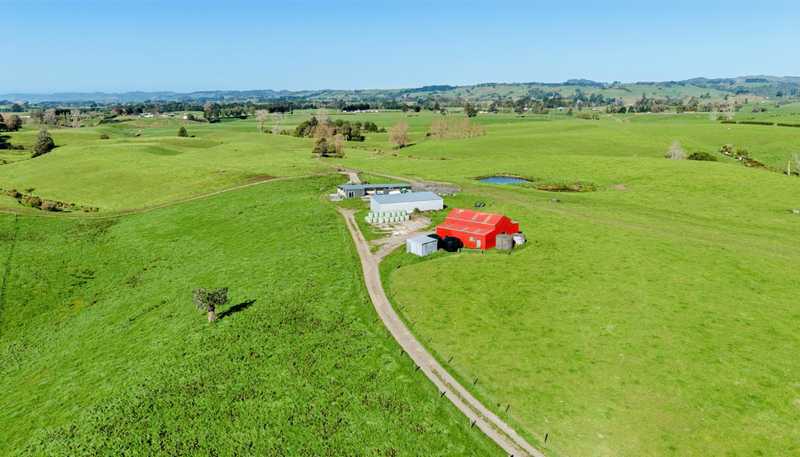 319 Waiau Road, Onaero