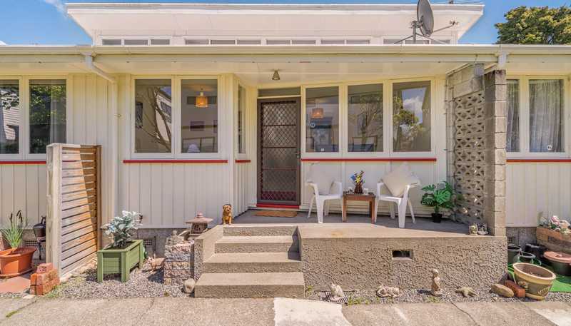 3/18 Marion Street, Silverstream