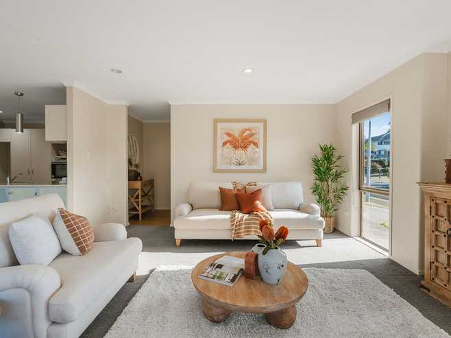 14 Omega Place, Coastlands