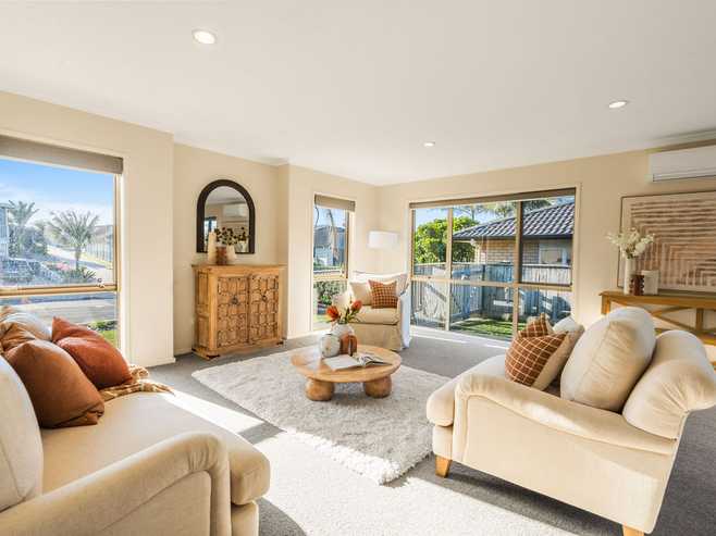 14 Omega Place, Coastlands