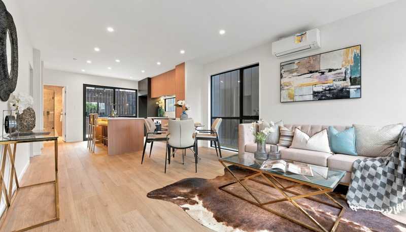 3B & 3C Towra Place, Botany Downs