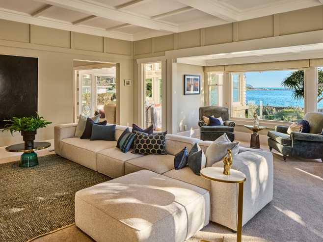 222 Marine Drive, Lowry Bay, Eastbourne