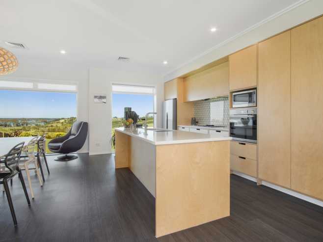 192E Ongare Point Road, Katikati