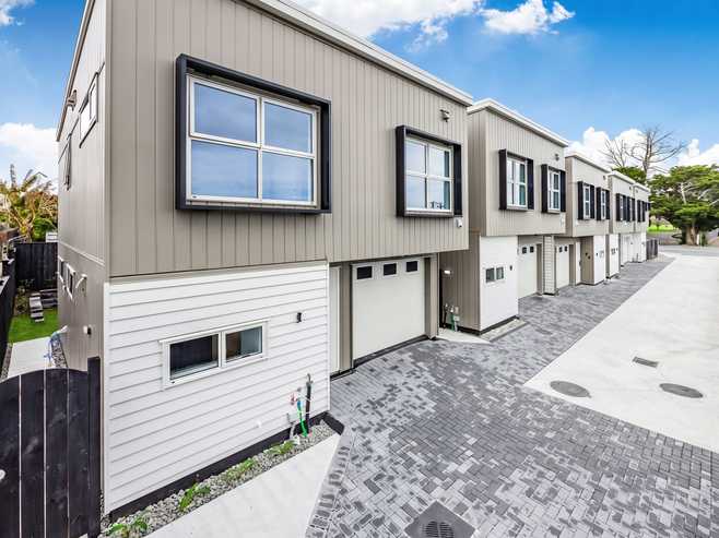 233A,B,C,D Great South Road, Manurewa