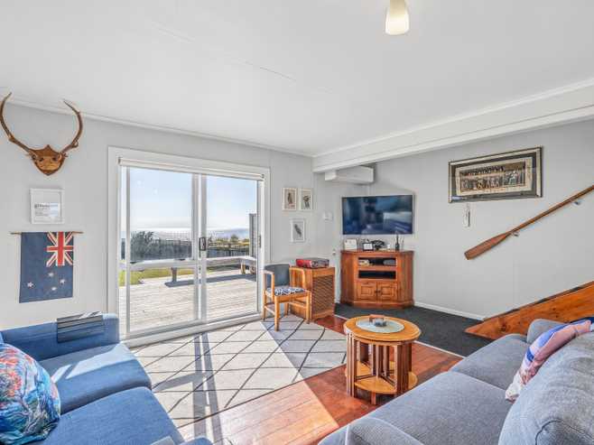 499 Pukehina Parade, Pukehina