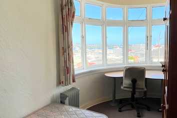 Room 3/81 London Street, Dunedin Central
