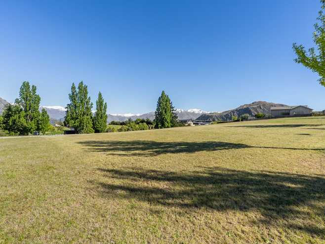 12 Greenbelt Place, Wanaka