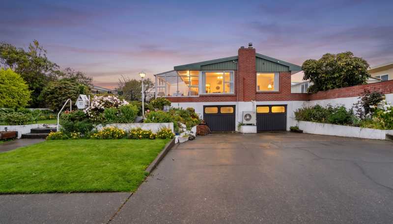 11 Fairview Avenue, Hawthorndale