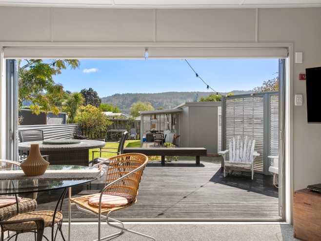 102B The Square, Whangamata