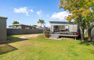 102B The Square, Whangamata
