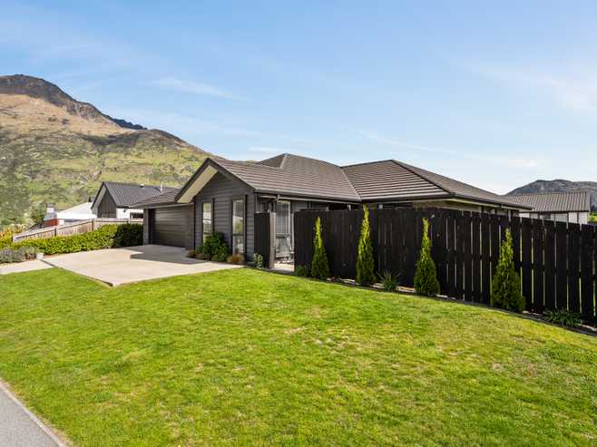 25 Headley Drive, Lower Shotover