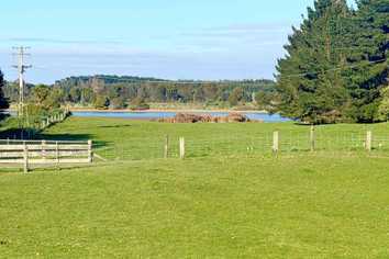 420 Oreti Road, Otatara