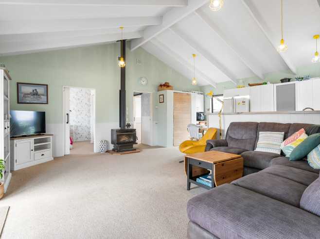 208 Port Road, Whangamata