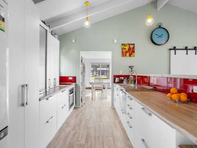 208 Port Road, Whangamata