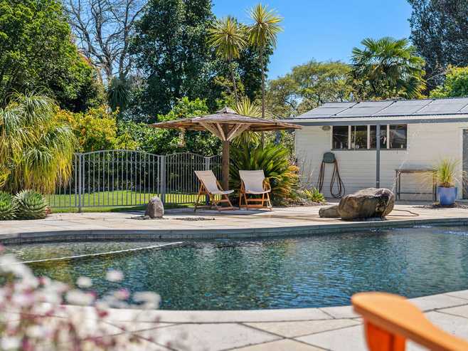 60 Kennedy Road, Pyes Pa
