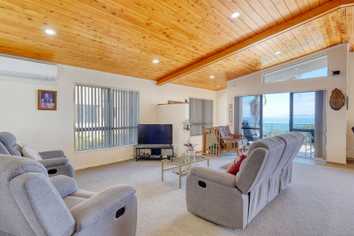 77 State Highway 10, Coopers Beach