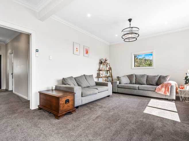 5 Chain Hills Road, Fairfield
