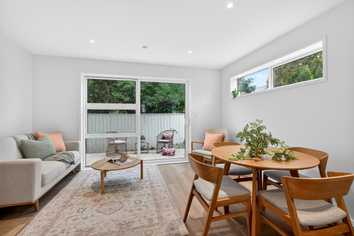 4/46 Cuba Street, Petone