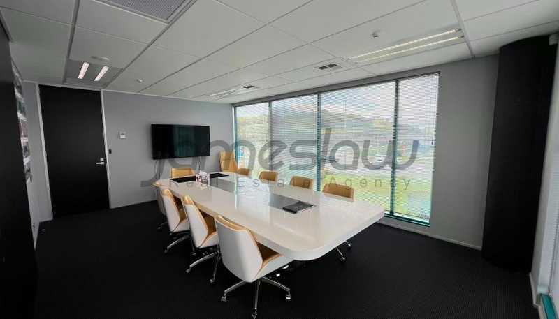 Part Level/42 Tawa Drive, Albany