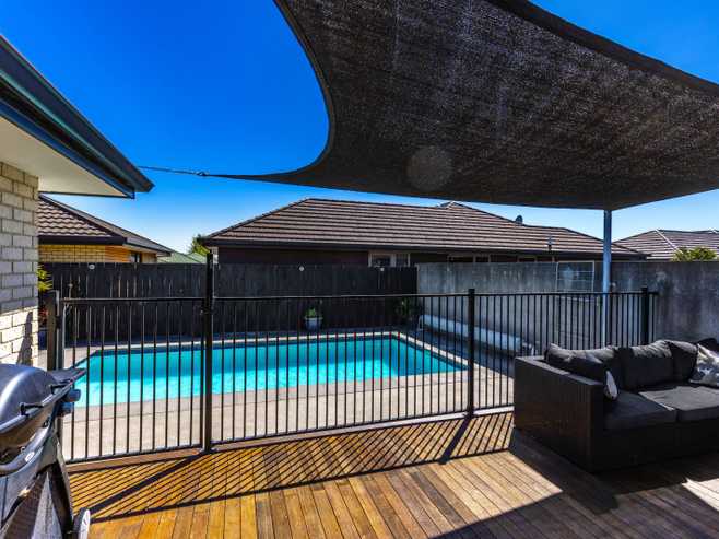 17 Puketea Place, Redwoodtown