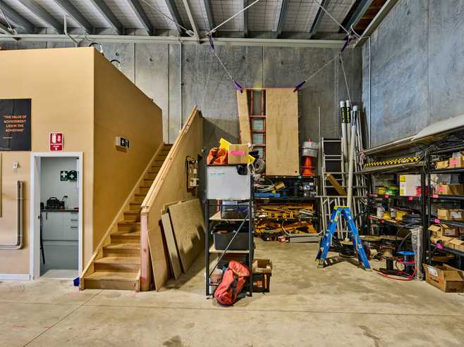 Industrial Unit - Vacant Possession