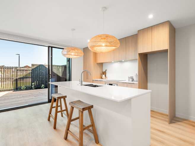 2/1 Adzebill Court, Rototuna North