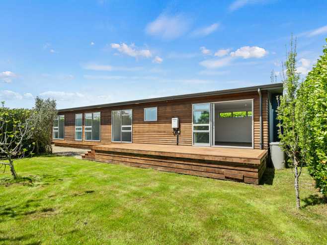40 Burgundy Drive, Martinborough