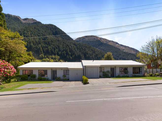 66A and 66 Robins Road, Queenstown