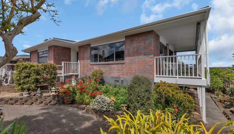 2/7 Pine Park Road, Onerahi