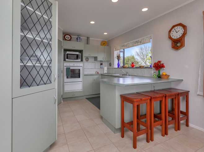 2/7 Pine Park Road, Onerahi