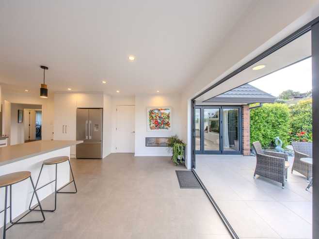 12 Cloverly Crescent, Campbells Bay