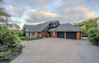 12 Cloverly Crescent, Campbells Bay