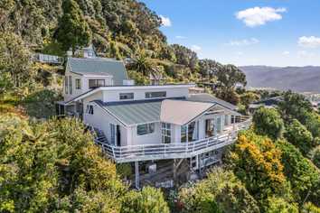 14 David Mason Avenue, Tairua