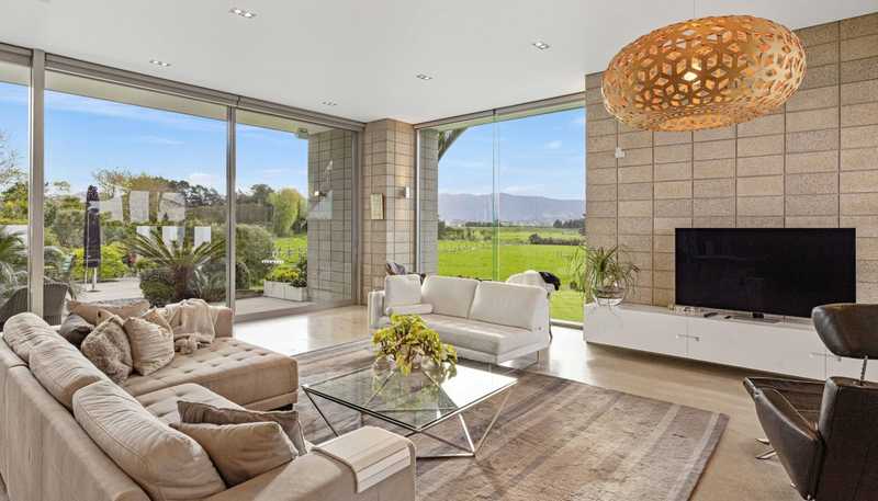 261C Walker Road East, Katikati