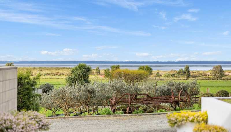 261C Walker Road East, Katikati